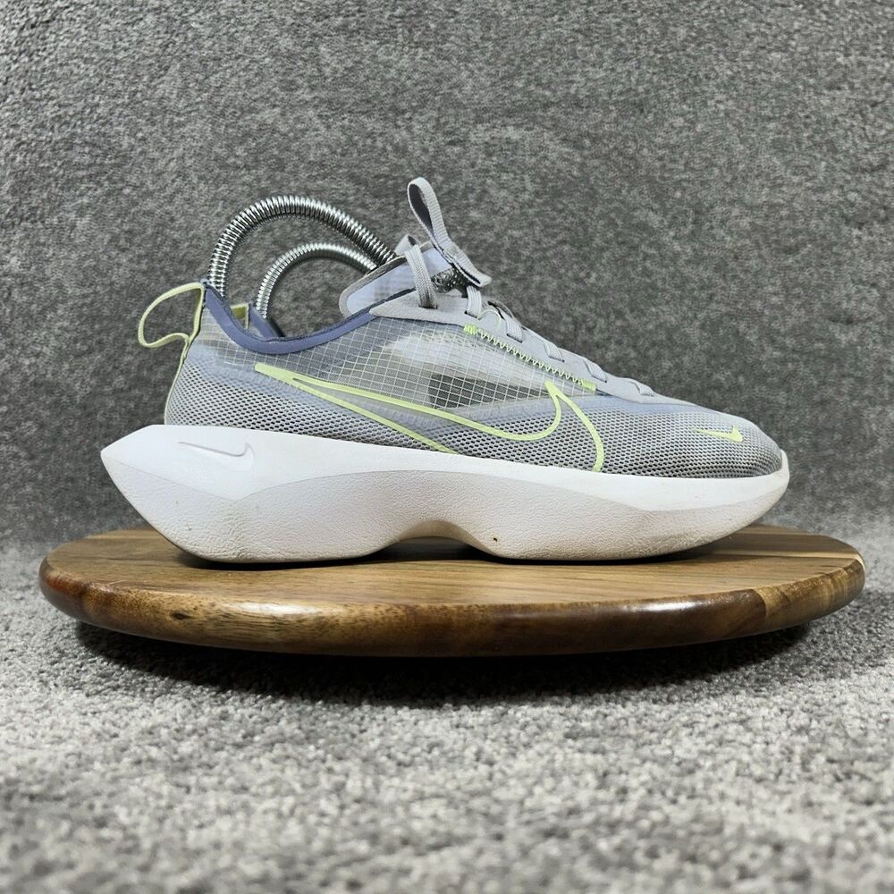 Nike Vista Lite CI0905-002 Women’s Size 7 Ghost Volt Athletic Running Shoes Used